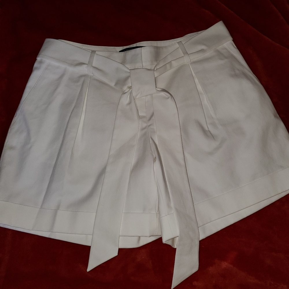 Lafayette 148 Women''s Shorts Size 8 NWT